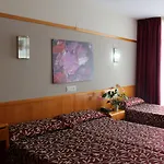 فندق Esplendid بلانيس