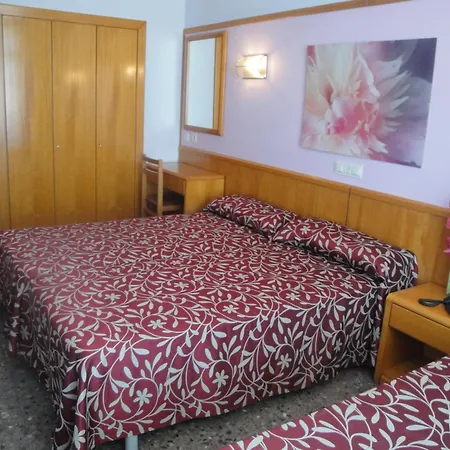 Esplendid Отель Бланес